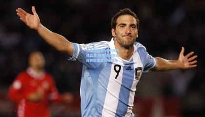  mk体育官方_水晶宫瞄准AC米兰防线新星 帕夫洛维奇或成英超夏窗关键引援